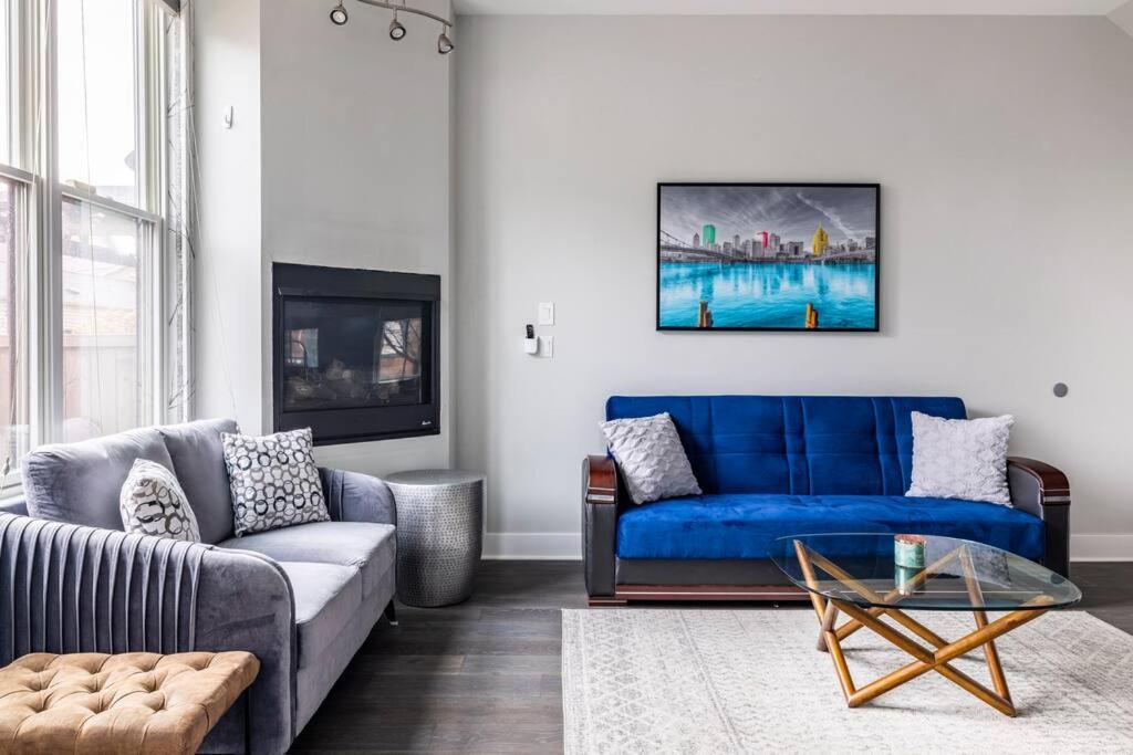 4 Bedroom 3 Bath Sleeps 10 Pet Friendly Private Backyard, 2 Car Garage, City Views, Close To All Stadiums And Casino Питсбърг Екстериор снимка