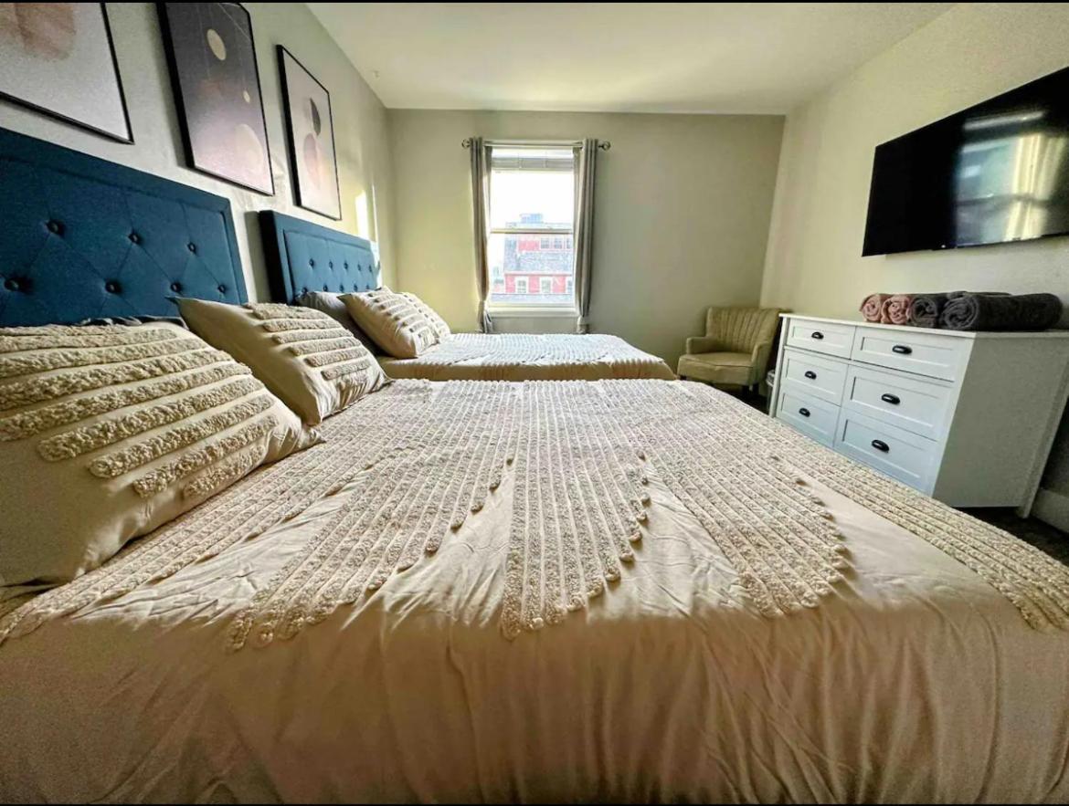 4 Bedroom 3 Bath Sleeps 10 Pet Friendly Private Backyard, 2 Car Garage, City Views, Close To All Stadiums And Casino Питсбърг Екстериор снимка